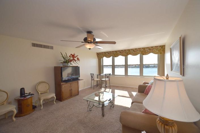 Image No.29-1 Bed Property for sale