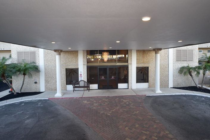 Image No.33-1 Bed Property for sale