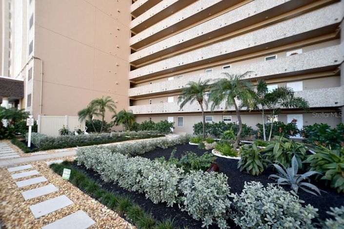 Image No.39-1 Bed Property for sale