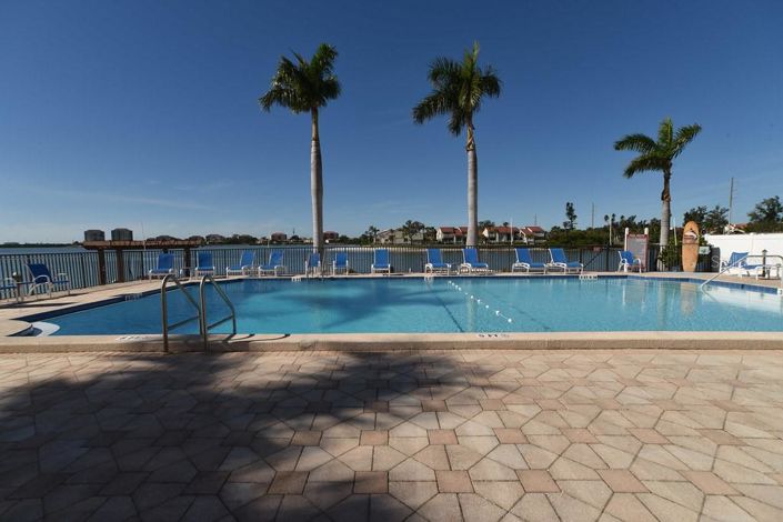 Image No.49-1 Bed Property for sale