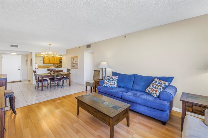 Image No.14-2 Bed Property for sale