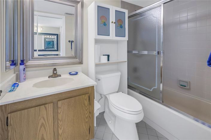 Image No.26-2 Bed Property for sale