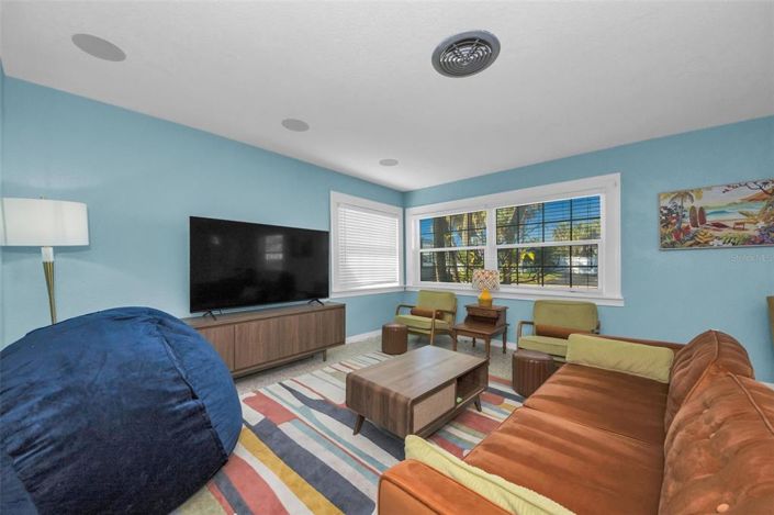 Image No.12-Propriété de 3 chambres à vendre à St. Pete Beach