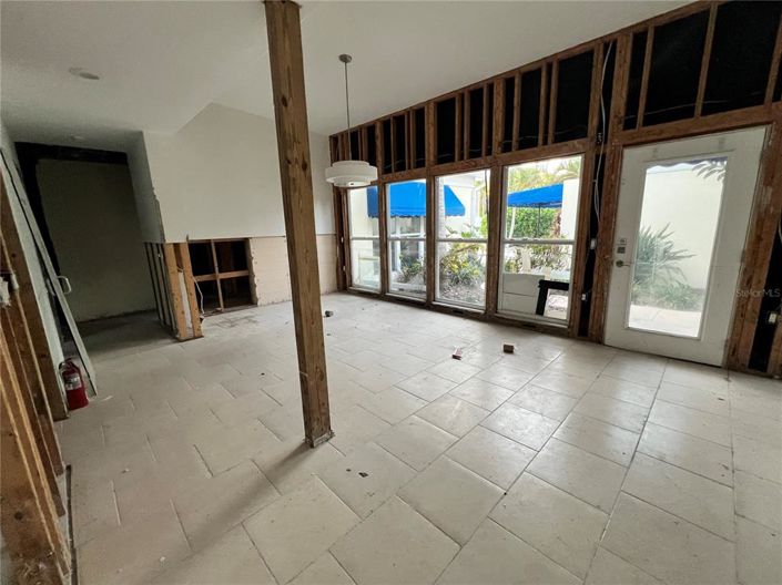 Image No.5-Propriété de 5 chambres à vendre à Anna Maria