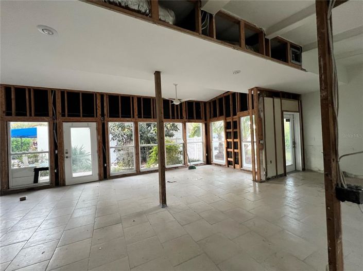 Image No.6-Propriété de 5 chambres à vendre à Anna Maria