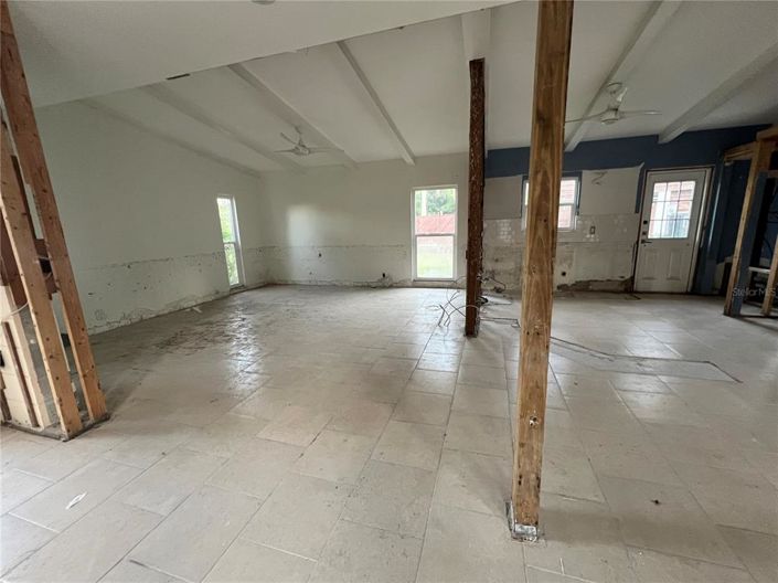 Image No.9-Propriété de 5 chambres à vendre à Anna Maria