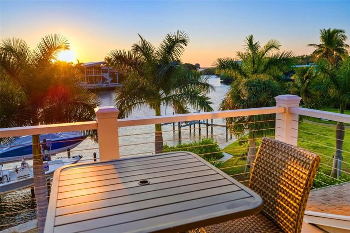 Image No.34-5 Bed Property for sale