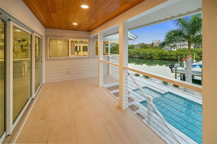 Image No.42-5 Bed Property for sale