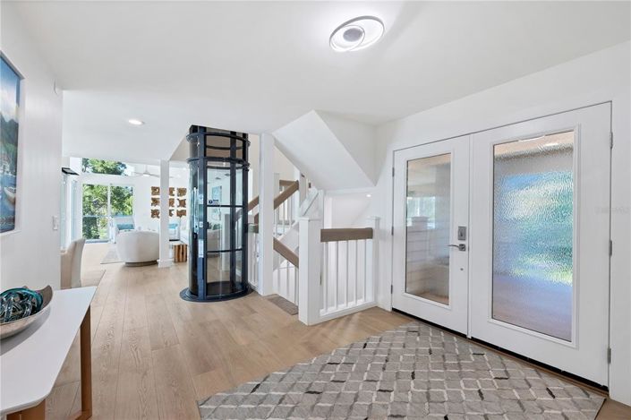 Image No.6-5 Bed Property for sale