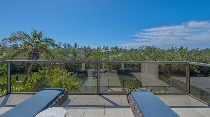 Image No.25-4 Bed Property for sale