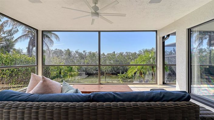 Image No.39-4 Bed Property for sale