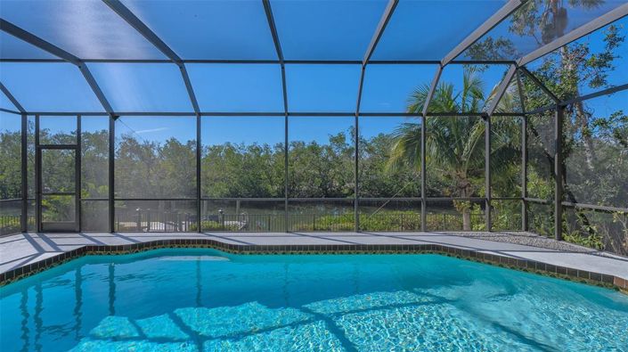 Image No.44-4 Bed Property for sale