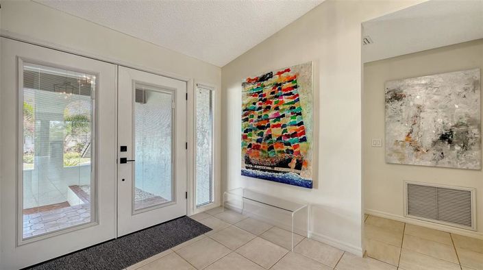 Image No.5-4 Bed Property for sale