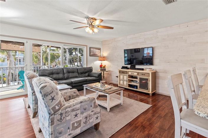 Image No.21-3 Bed Townhouse for sale