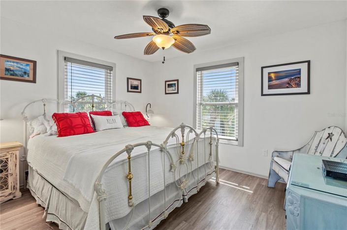 Image No.34-3 Bed Townhouse for sale