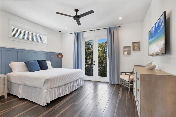 Image No.19-7 Bed Property for sale