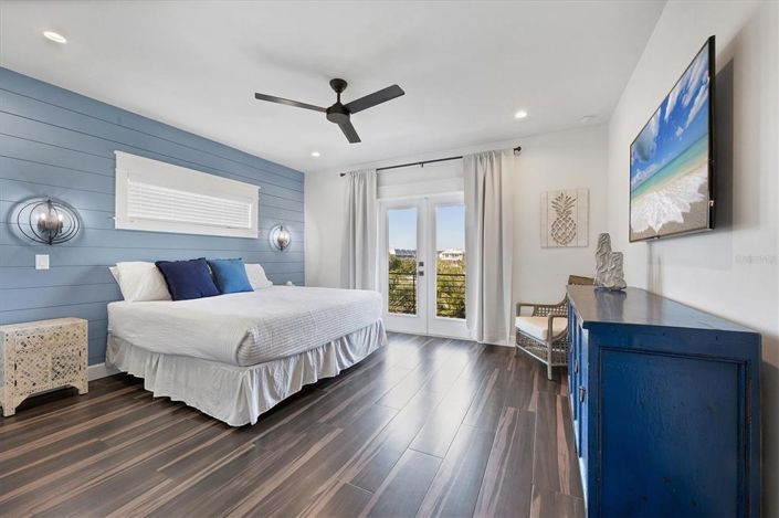 Image No.26-7 Bed Property for sale