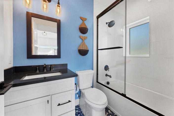 Image No.34-7 Bed Property for sale