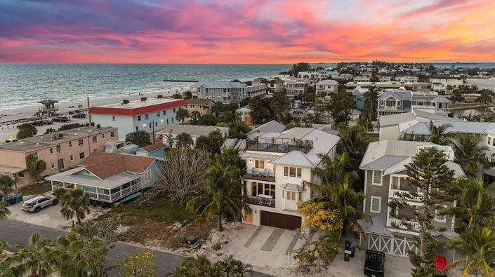 Image No.46-7 Bed Property for sale