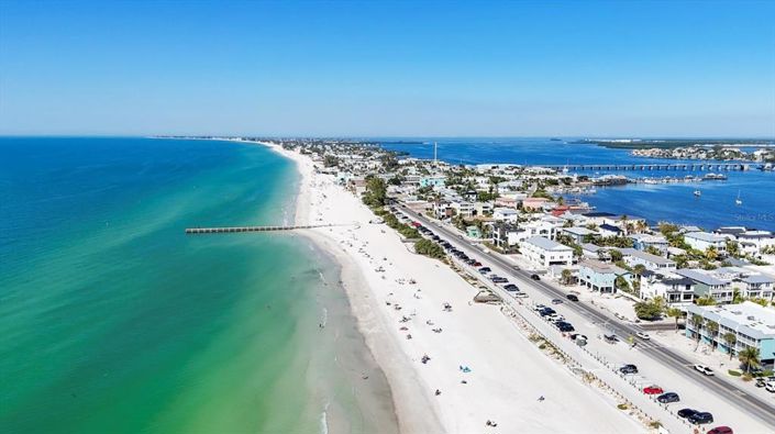 Image No.51-7 Bed Property for sale