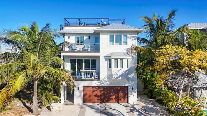 Image No.54-7 Bed Property for sale