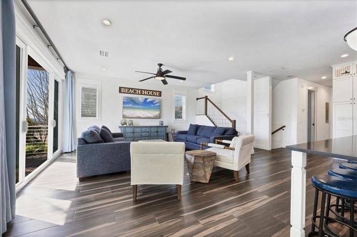 Image No.7-7 Bed Property for sale