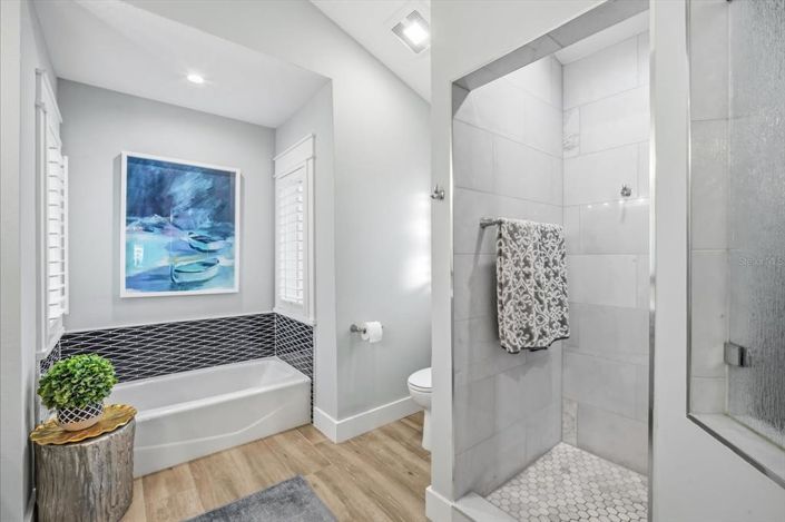 Image No.25-5 Bed Property for sale