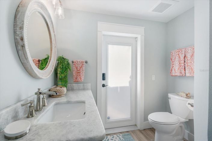 Image No.29-5 Bed Property for sale