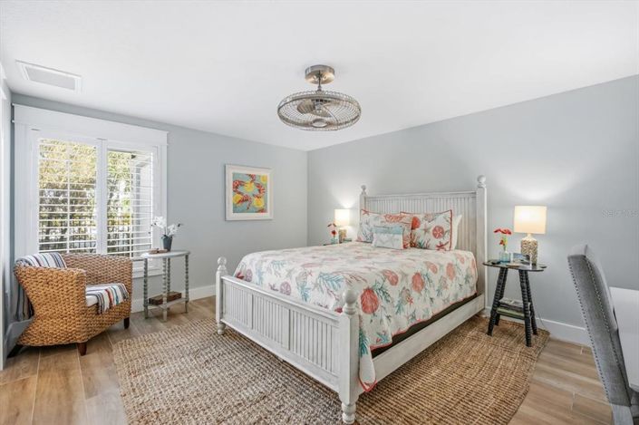 Image No.31-5 Bed Property for sale