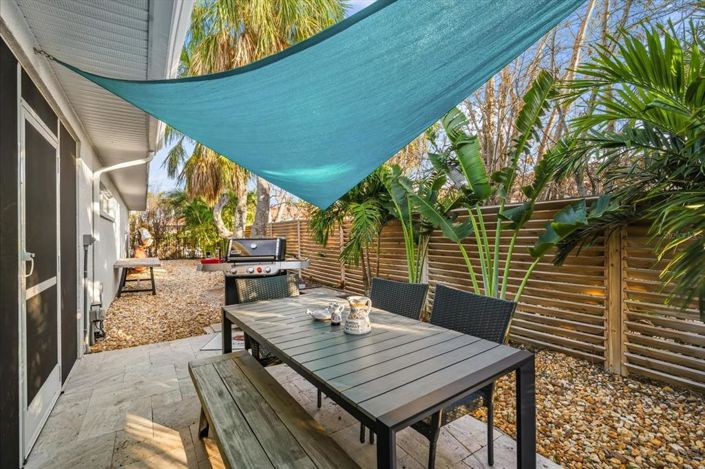 Image No.42-5 Bed Property for sale