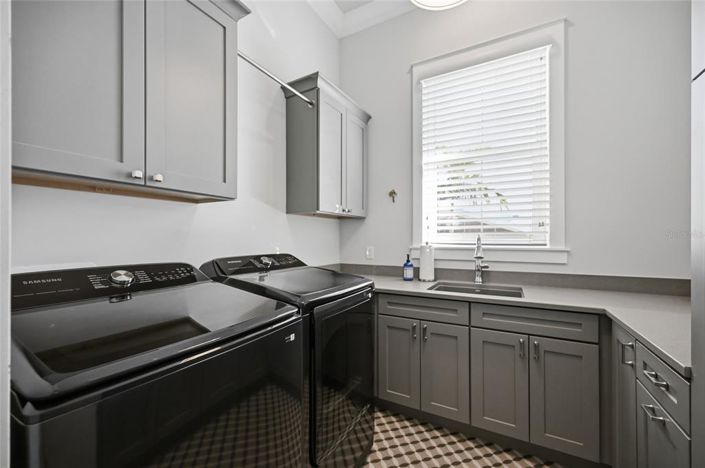 Image No.27-4 Bed Property for sale