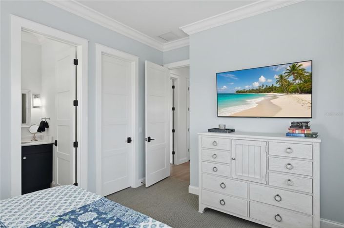 Image No.44-4 Bed Property for sale