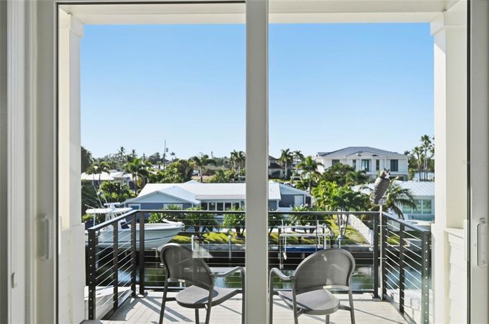 Image No.48-4 Bed Property for sale