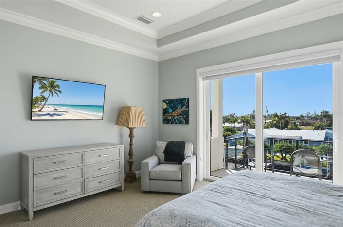 Image No.54-4 Bed Property for sale