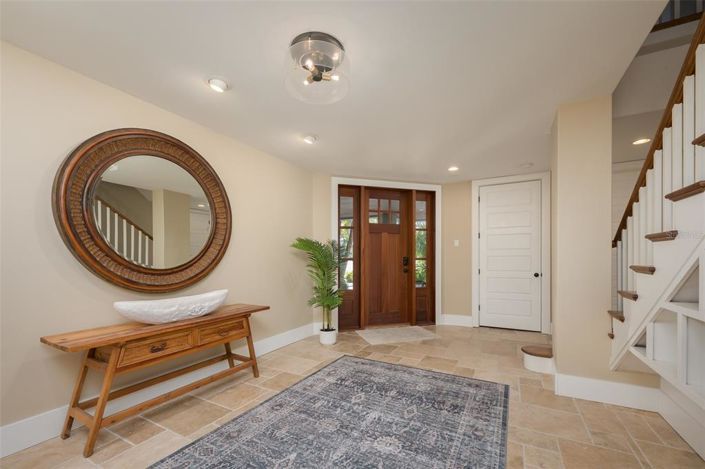 Image No.18-5 Bed Property for sale