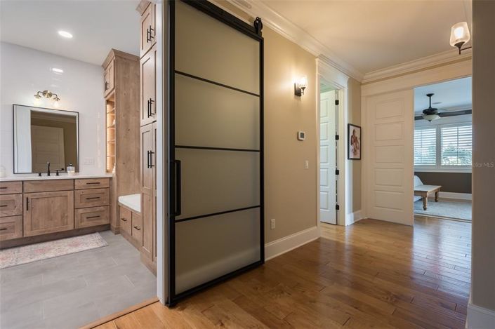 Image No.32-5 Bed Property for sale