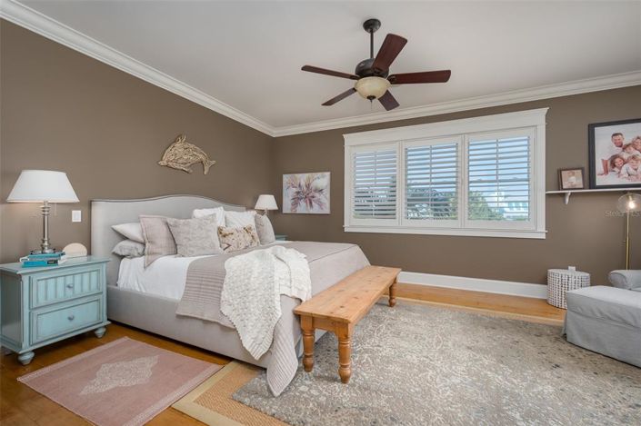 Image No.33-5 Bed Property for sale