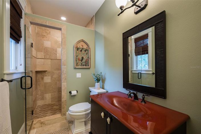 Image No.42-5 Bed Property for sale