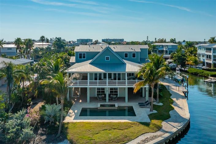 Image No.6-5 Bed Property for sale