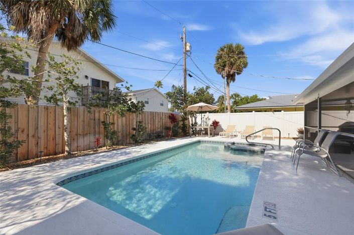 Image No.26-2 Bed Property for sale