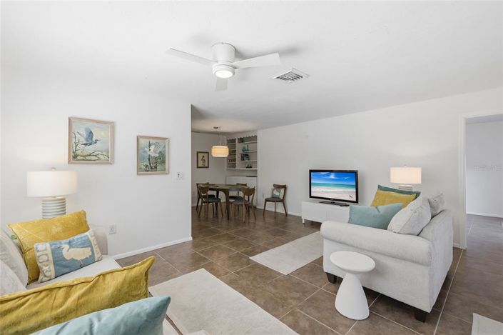 Image No.4-2 Bed Property for sale