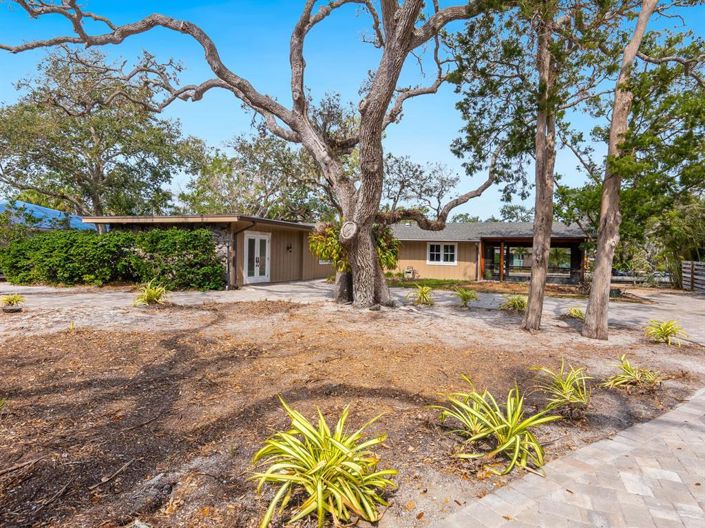 Image No.4-3 Bed Property for sale