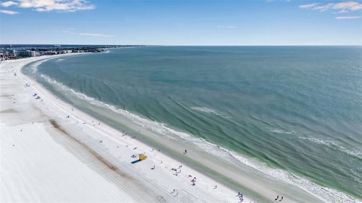 Image No.21-4 Bed Property for sale