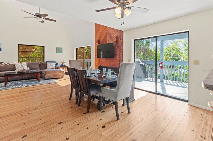 Image No.8-Propriété de 3 chambres à vendre à Sarasota