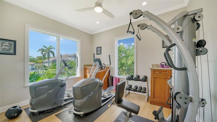 Image No.21-4 Bed Property for sale