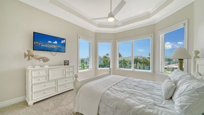 Image No.37-4 Bed Property for sale