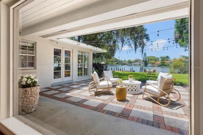 Image No.13-2 Bed Property for sale