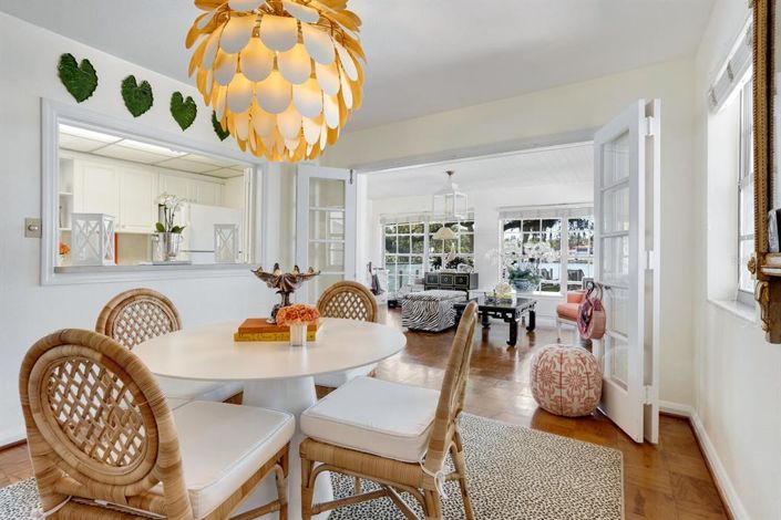 Image No.17-2 Bed Property for sale