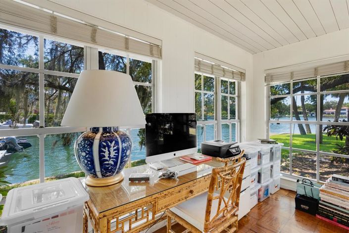 Image No.20-2 Bed Property for sale