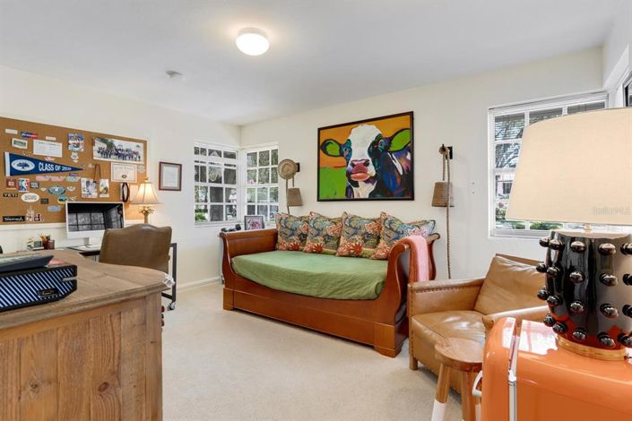 Image No.30-2 Bed Property for sale